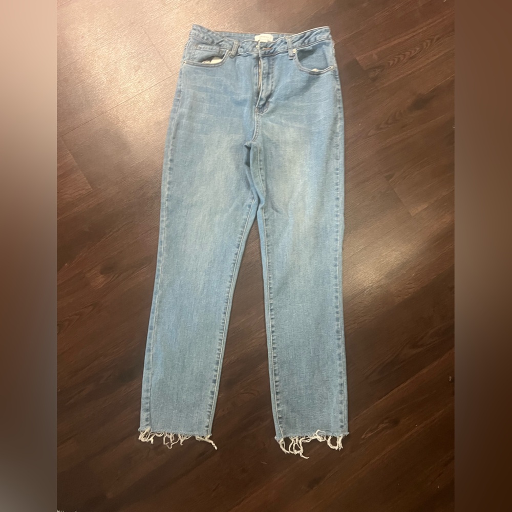 Forever 21 Blue Ankle Cropped Jeans